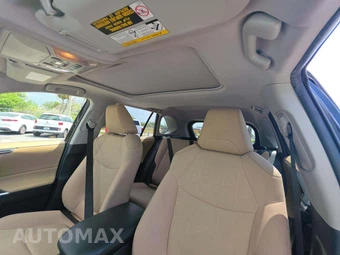2019 Toyota RAV4 XLE - miniatura 8