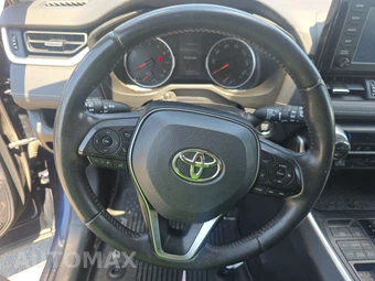 2019 Toyota RAV4 XLE Premium - miniatura 10