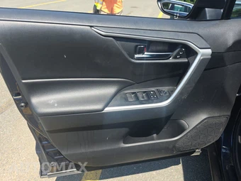 2019 Toyota RAV4 XLE Premium - miniatura 9