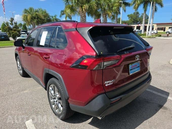 2019 Toyota RAV4 XLE Premium - miniatura 2
