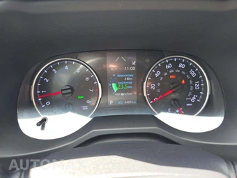 2019 Toyota RAV4 XLE Premium - miniatura 9