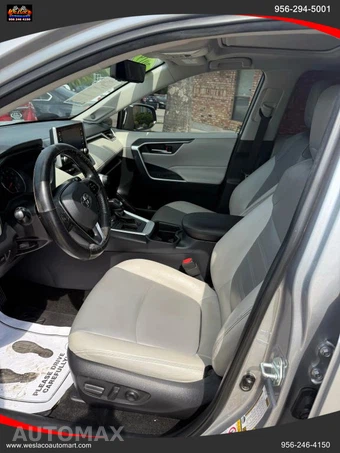 2019 Toyota RAV4 XLE Premium - miniatura 10