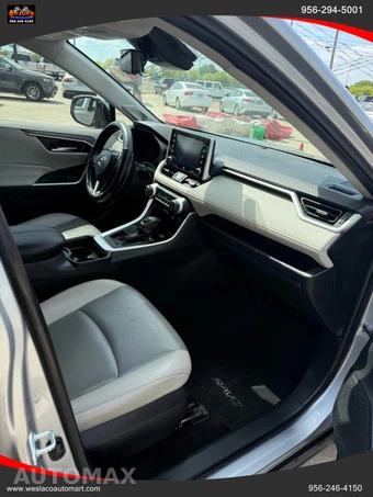 2019 Toyota RAV4 XLE Premium - miniatura 17