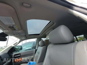 2019 Toyota Sequoia Platinum – miniatura 9