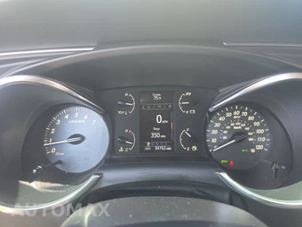 2019 Toyota Sequoia SR5 – miniatura 12