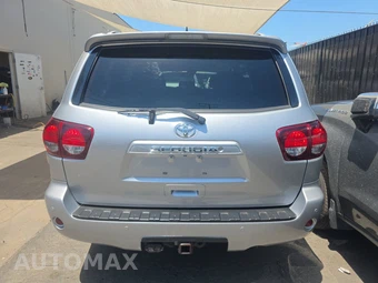 2019 Toyota Sequoia SR5 – miniatura 5