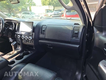 2019 Toyota Sequoia TRD Sport - miniatura 20