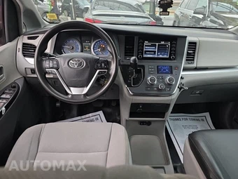 2019 Toyota Sienna L 7-Passenger 119.3" WB - miniatura 14