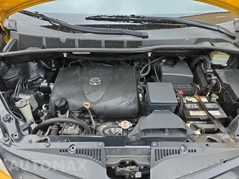 2019 Toyota Sienna L 7-Passenger 119.3" WB - miniatura 18