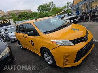 2019 Toyota Sienna L 7-Passenger 119.3" WB - miniatura 3