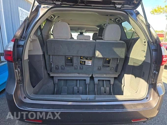 2019 Toyota Sienna L 7-Passenger 119.3" WB - miniatura 15