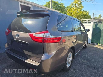 2019 Toyota Sienna L 7-Passenger 119.3" WB - miniatura 3