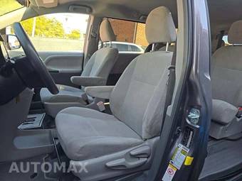 2019 Toyota Sienna L 7-Passenger 119.3" WB - miniatura 6