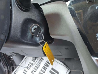 2019 Toyota Sienna L 7-Passenger 119.3" WB - miniatura 8