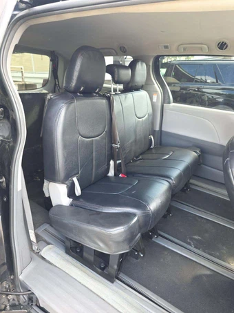 2019 Toyota Sienna L 7-Passenger 119.3" WB - miniatura 17