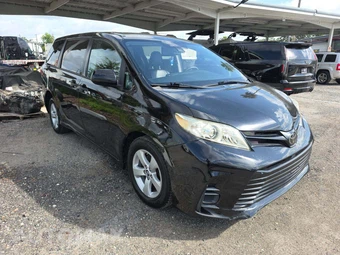 2019 Toyota Sienna L 7-Passenger 119.3" WB - miniatura 4