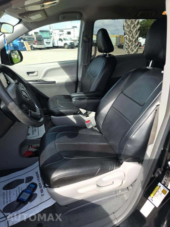 2019 Toyota Sienna L 7-Passenger 119.3" WB - miniatura 6