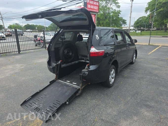 2019 Toyota Sienna L 7-Passenger 119.3" WB