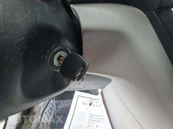 2019 Toyota Sienna L 7-Passenger 119.3" WB - miniatura 8