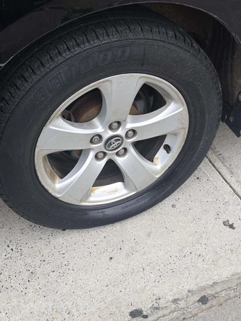 2019 Toyota Sienna LE 8-Passenger 119.3" WB - miniatura 30