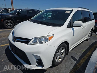 2019 Toyota Sienna LE 8-Passenger 119.3" WB