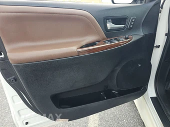 2019 Toyota Sienna Limited Premium 7-Passenger 119.3" WB - miniatura 9
