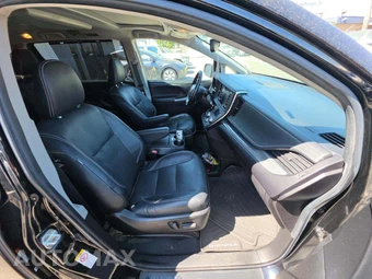 2019 Toyota Sienna SE Premium 8-Passenger 119.3" WB - miniatura 19