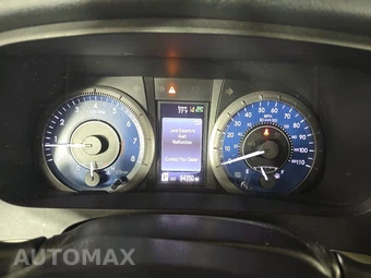 2019 Toyota Sienna XLE 7-Passenger 119.3" WB - miniatura 12