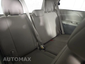 2019 Toyota Sienna XLE 7-Passenger 119.3" WB - miniatura 14