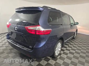 2019 Toyota Sienna XLE 7-Passenger 119.3" WB - miniatura 4