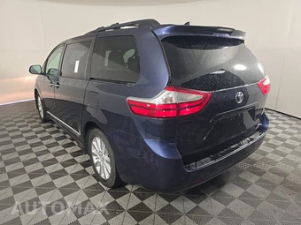 2019 Toyota Sienna XLE 7-Passenger 119.3" WB - miniatura 6