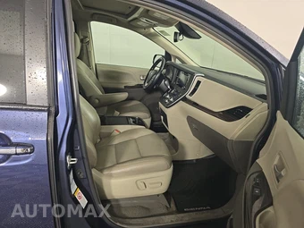 2019 Toyota Sienna XLE 7-Passenger 119.3" WB - miniatura 8