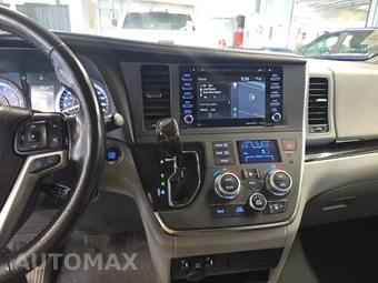 2019 Toyota Sienna XLE 7-Passenger 119.3" WB - miniatura 11