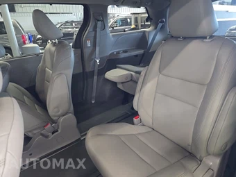 2019 Toyota Sienna XLE 7-Passenger 119.3" WB - miniatura 13