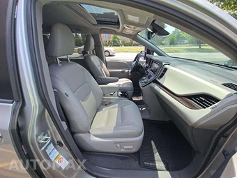 2019 Toyota Sienna XLE 7-Passenger 119.3" WB - miniatura 19