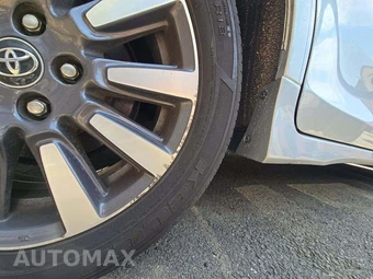 2019 Toyota Sienna XLE 7-Passenger 119.3" WB - miniatura 32