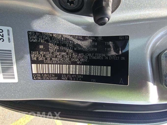 2019 Toyota Sienna XLE 7-Passenger 119.3" WB - miniatura 5