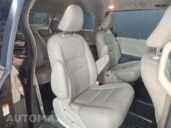 2019 Toyota Sienna XLE 7-Passenger 119.3" WB - miniatura 14