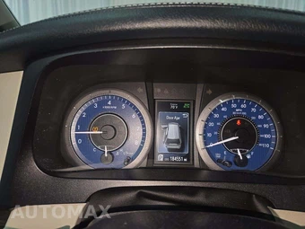 2019 Toyota Sienna XLE 7-Passenger 119.3" WB - miniatura 6