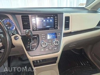 2019 Toyota Sienna XLE 7-Passenger 119.3" WB - miniatura 7