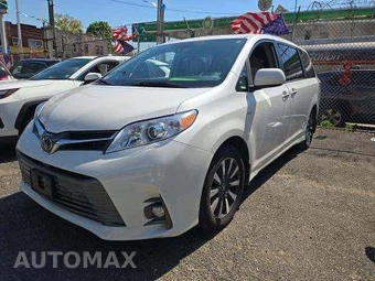 2019 Toyota Sienna XLE 7-Passenger 119.3" WB