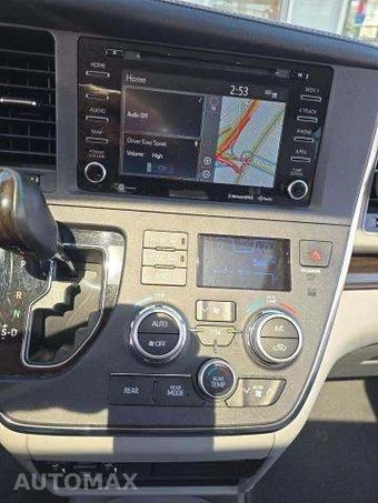 2019 Toyota Sienna XLE 7-Passenger 119.3" WB - miniatura 11