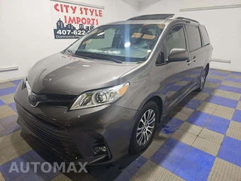 2019 Toyota Sienna XLE 8-Passenger 119.3" WB