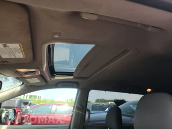 2019 Toyota Sienna XLE 8-Passenger 119.3" WB - miniatura 17