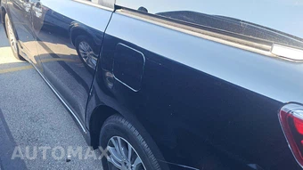 2019 Toyota Sienna XLE 8-Passenger 119.3" WB - miniatura 19