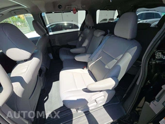 2019 Toyota Sienna XLE 8-Passenger 119.3" WB - miniatura 13