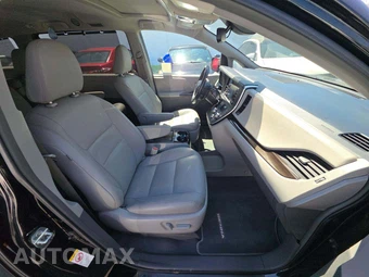 2019 Toyota Sienna XLE 8-Passenger 119.3" WB - miniatura 19