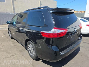 2019 Toyota Sienna XLE 8-Passenger 119.3" WB - miniatura 2