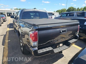 2019 Toyota Tacoma Limited Crew Cab Medium Bed - miniatura 6
