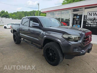 2019 Toyota Tacoma SR Crew Cab Medium Bed - miniatura 4